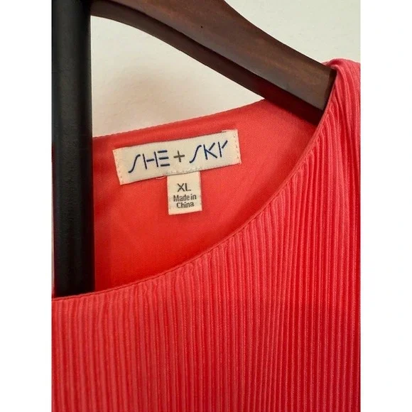 SHE+SKY Women's XL Sleeveless Pleated Blouse Coral Casual Tank Top - Picture 2 of 3